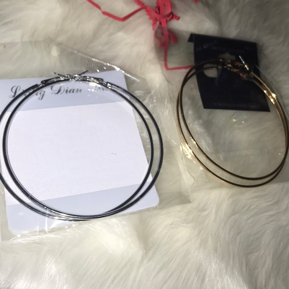 Hoops - Picture 1 of 1